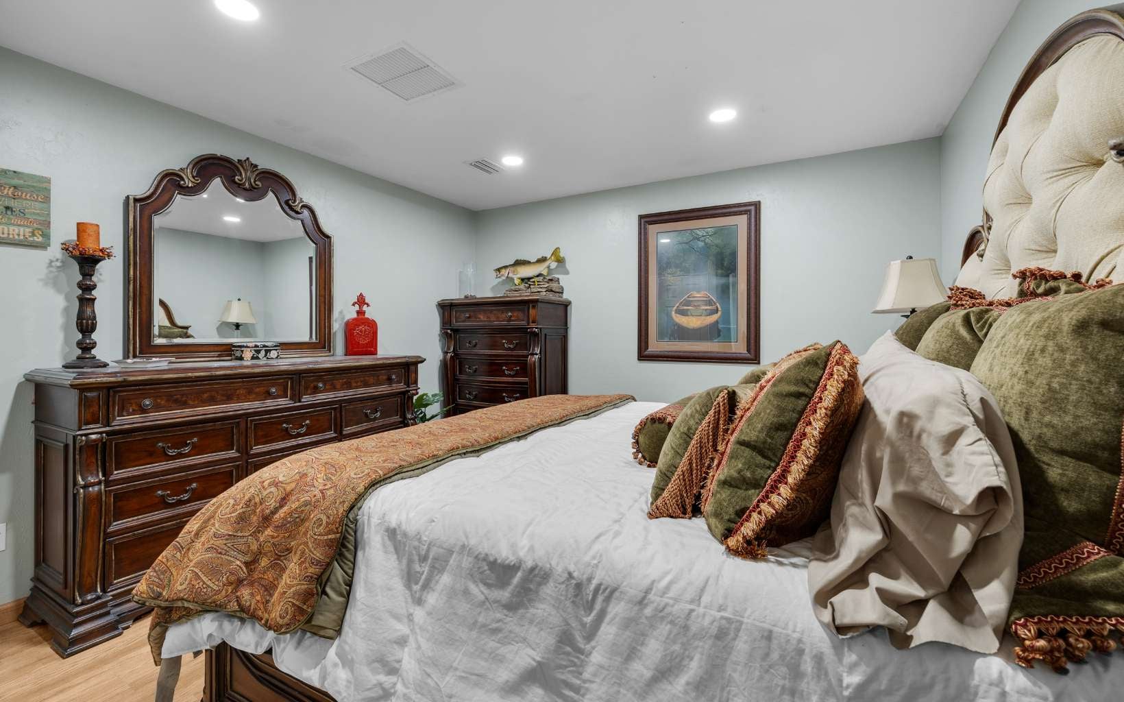 High Springs, Florida, 32643, United States, 5 Bedrooms Bedrooms, ,4 BathroomsBathrooms,Residential,Active,1926900