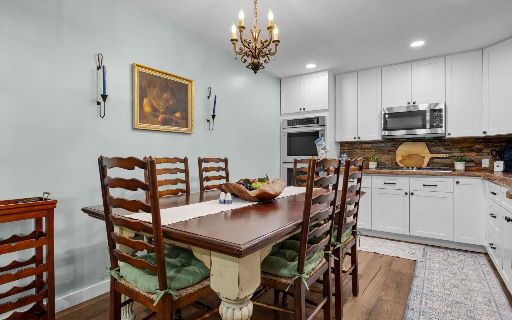 High Springs, Florida, 32643, United States, 5 Bedrooms Bedrooms, ,4 BathroomsBathrooms,Residential,Active,1926900