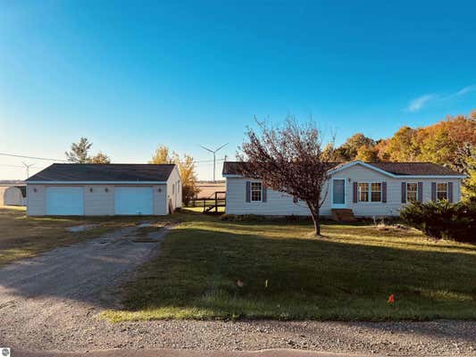 3425 W BEAL CITY RD, WEIDMAN, MI 48893 - Image 1