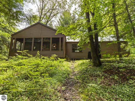 14580 OLD GRADE RD, THOMPSONVILLE, MI 49683 - Image 1