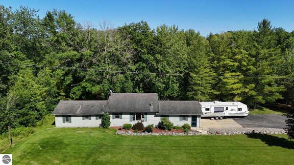 89 RIVER DR, MERRITT, MI 49667 - Image 1