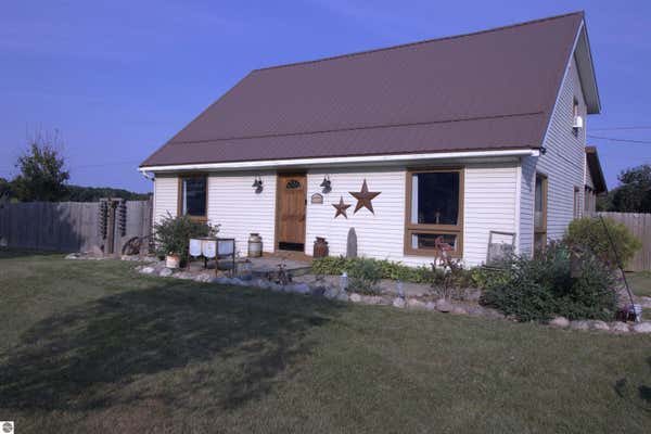 3204 N CRYSTAL RD, VESTABURG, MI 48891 - Image 1