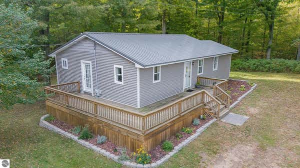 10180 W BROOMFIELD RD, REMUS, MI 49340 - Image 1