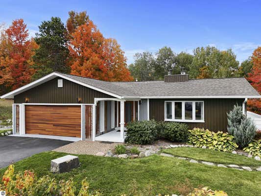 9659 E HARBOR HILLS DR, TRAVERSE CITY, MI 49684 - Image 1