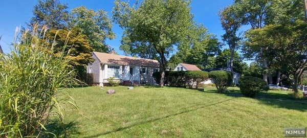 995 CRYSTAL LAKE TER, FRANKLIN LAKES, NJ 07417 - Image 1