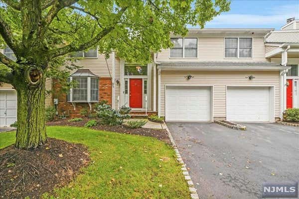 32 CARRIAGE LN, RIDGEWOOD, NJ 07450 - Image 1