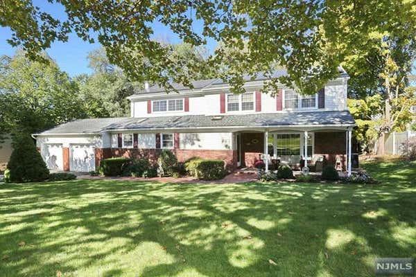 24 CAYUGA AVE, OAKLAND, NJ 07436 - Image 1