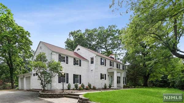 2 E HARTSHORN DR, SHORT HILLS, NJ 07078 - Image 1