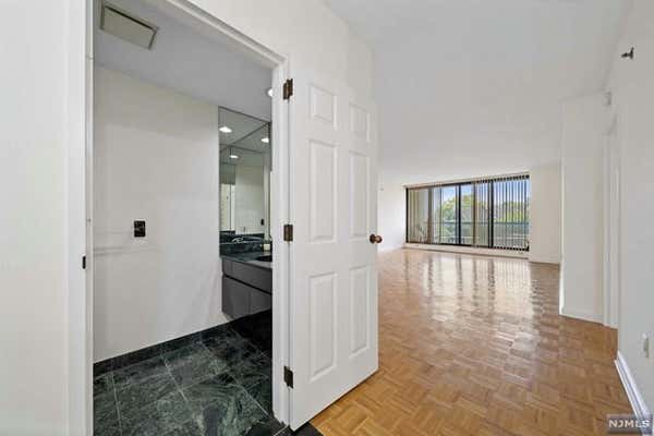 900 PALISADE AVE APT 2J, FORT LEE, NJ 07024 - Image 1