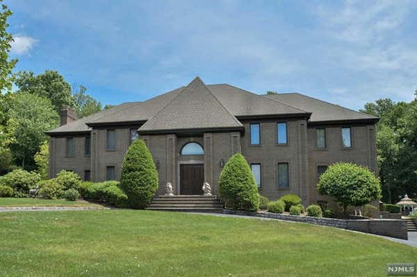 18 CHESTNUT RIDGE RD, SADDLE RIVER, NJ 07458 - Image 1