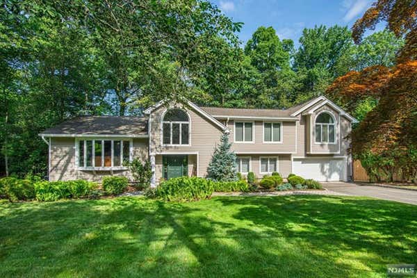 34 HUFF TER, MONTVALE, NJ 07645 - Image 1