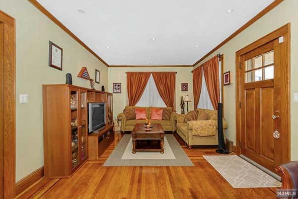 53 CLIFF ST, HALEDON, NJ 07508, photo 5 of 41