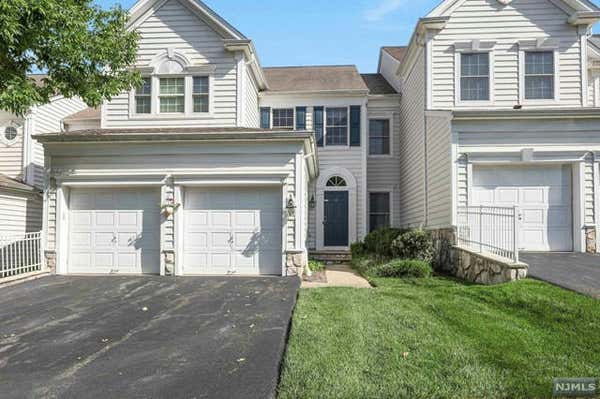 10 INDEPENDENCE TRL, TOTOWA, NJ 07512, photo 3 of 50