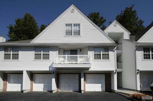 9-4 VERNON CT, WALDWICK, NJ 07463 - Image 1