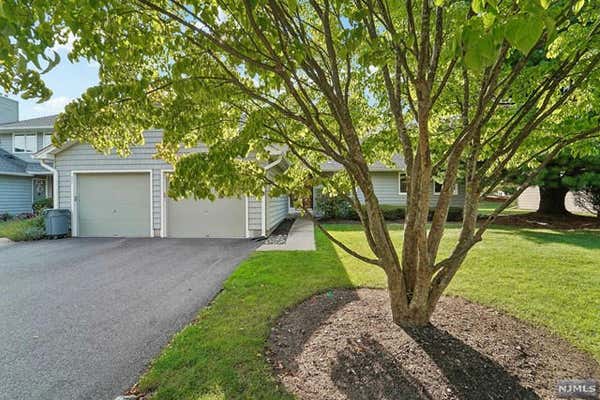 32 ERSKINE CT, MAHWAH, NJ 07430 - Image 1