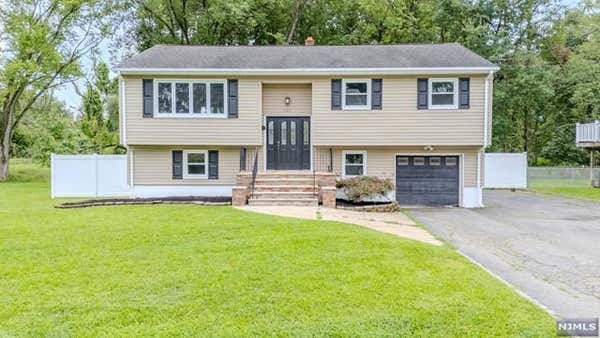 424 POPLAR AVE, POMPTON LAKES, NJ 07442 - Image 1