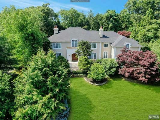 9 HUNTER RDG, WOODCLIFF LAKE, NJ 07677 - Image 1