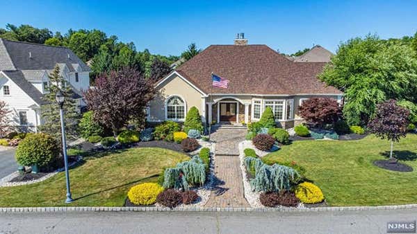 17 LIBERTY CT, FAIRFIELD, NJ 07004 - Image 1