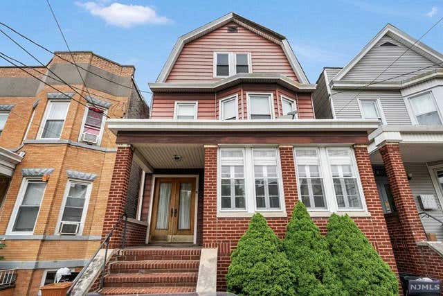 76 FULTON ST, WEEHAWKEN, NJ 07086, photo 1 of 37