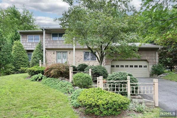 39 WOLFE DR, WANAQUE, NJ 07465 - Image 1