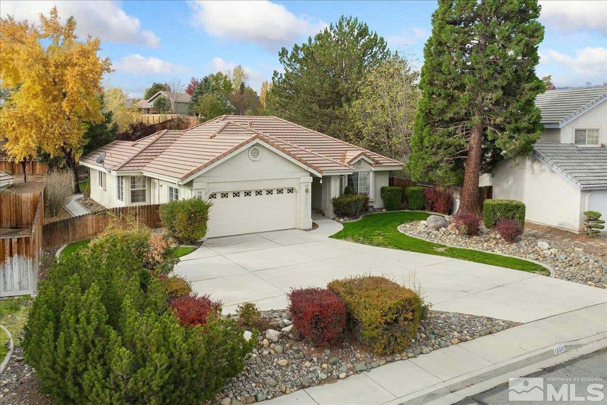 1556 GREGG ST, CARSON CITY, NV 89701, photo 1 of 40