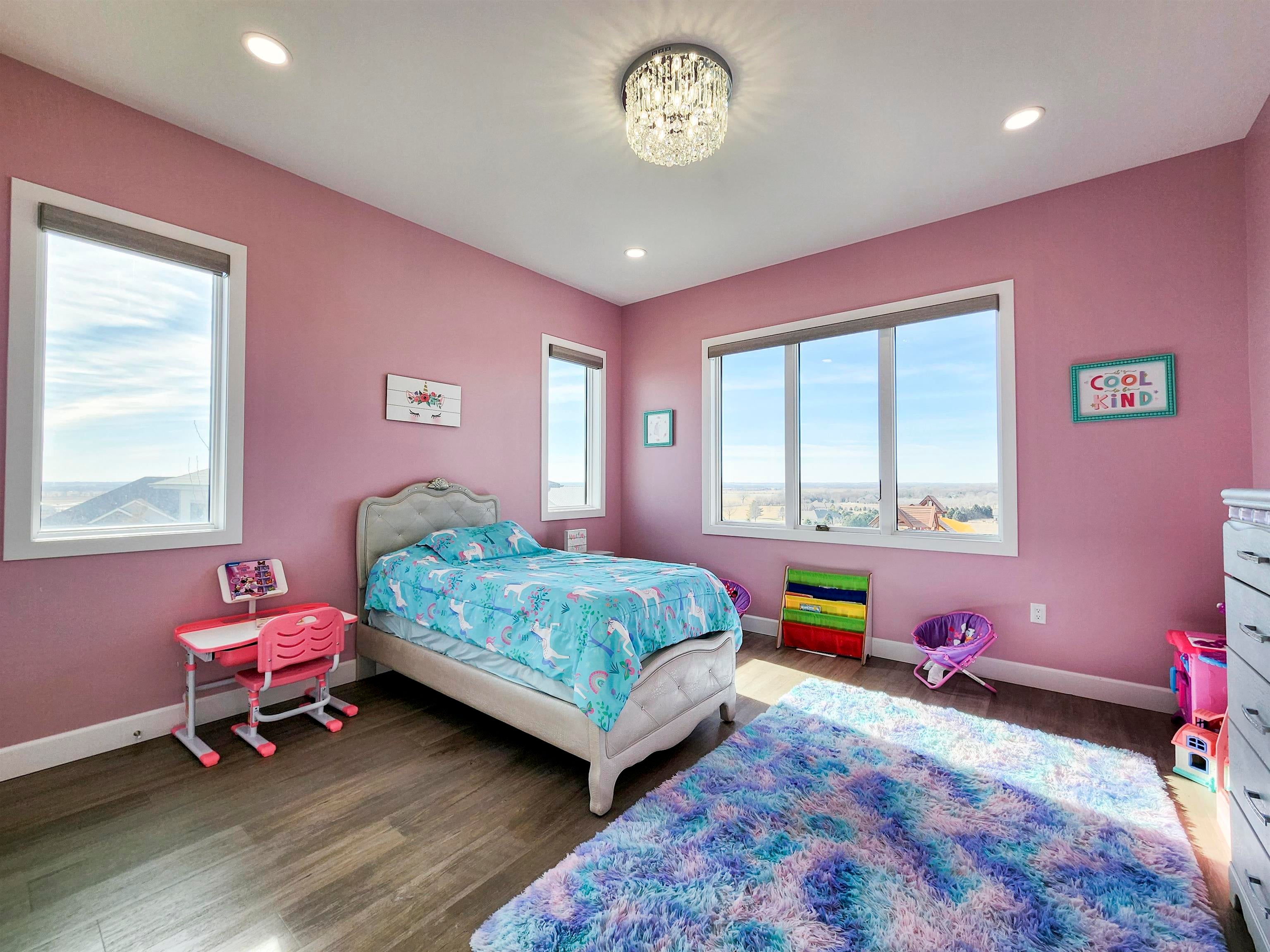 Norfolk, Nebraska, 68701, United States, 6 Bedrooms Bedrooms, ,6 BathroomsBathrooms,Residential,Active,2014968