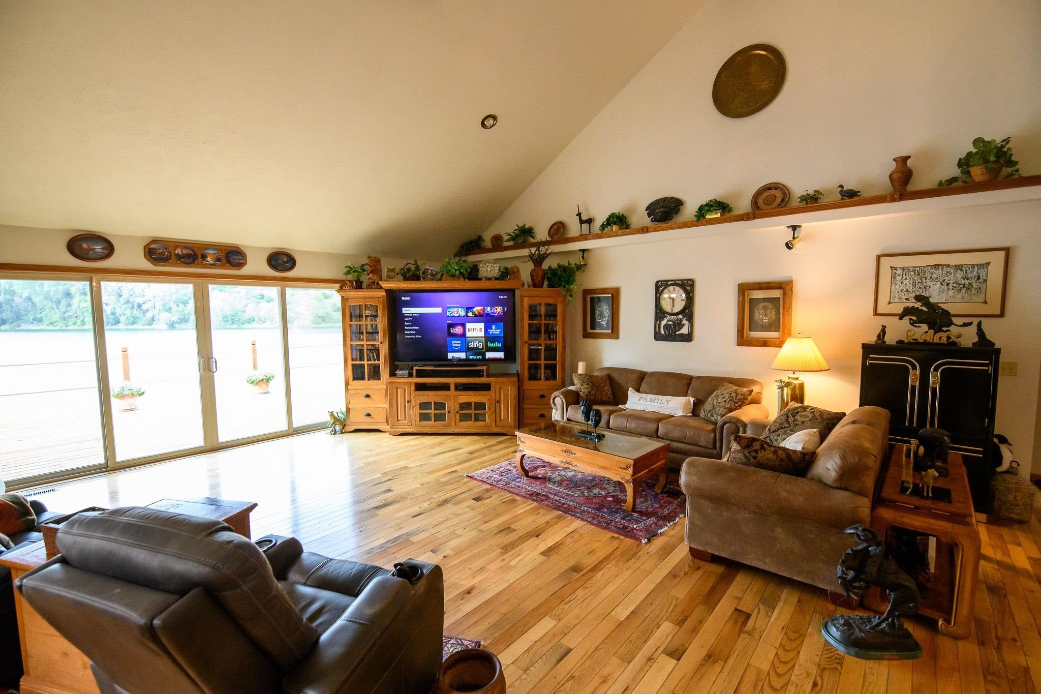 Meadow Grove, Nebraska, 68752, United States, 3 Bedrooms Bedrooms, ,4 BathroomsBathrooms,Residential,Active,1990640