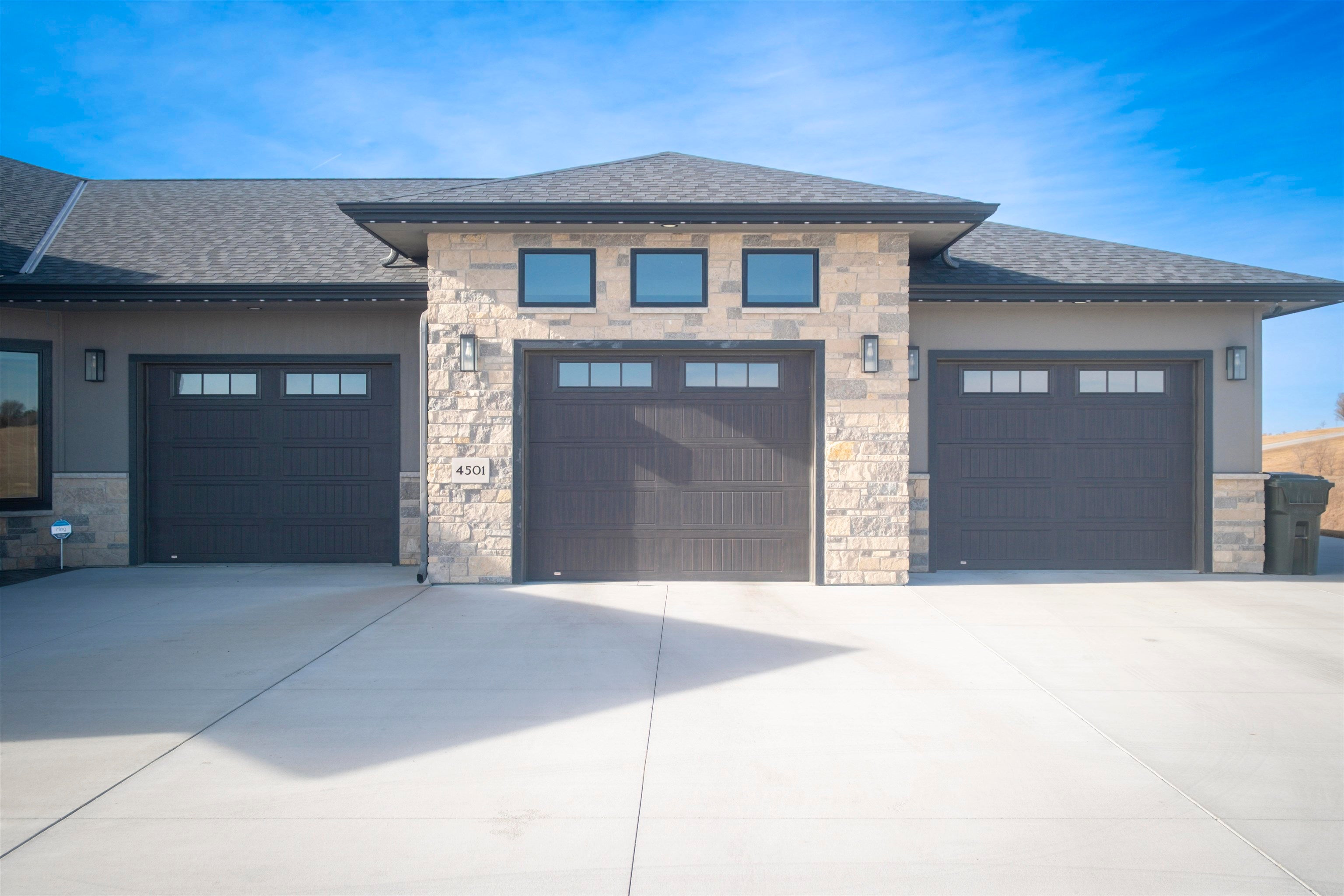 Norfolk, Nebraska, 68701, United States, 6 Bedrooms Bedrooms, ,6 BathroomsBathrooms,Residential,Active,2014968