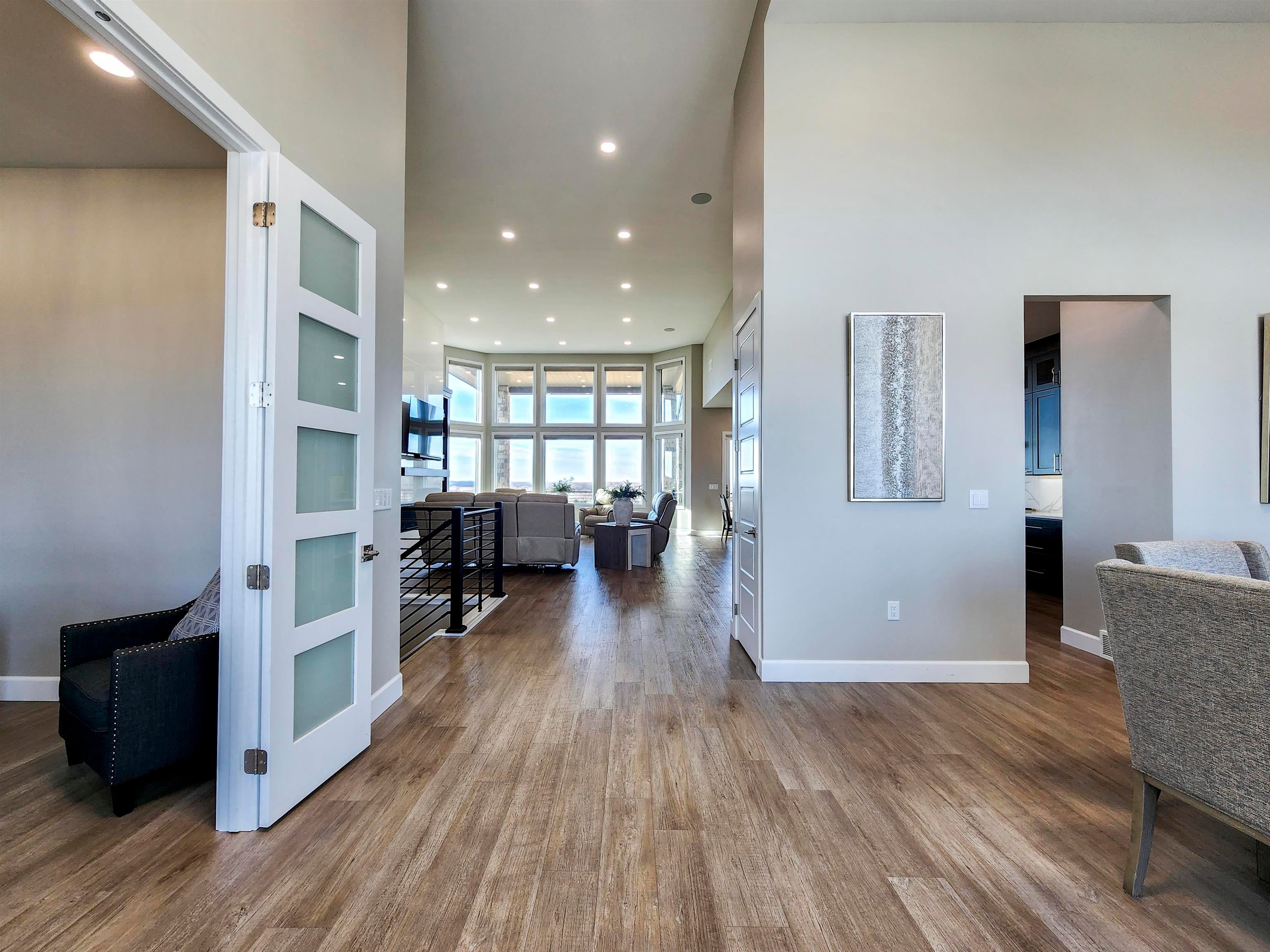 Norfolk, Nebraska, 68701, United States, 6 Bedrooms Bedrooms, ,6 BathroomsBathrooms,Residential,Active,2014968