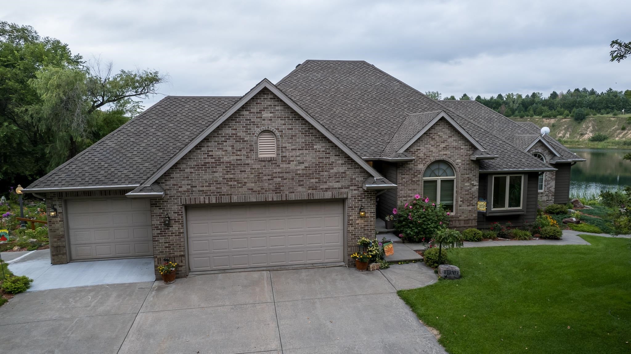 Meadow Grove, Nebraska, 68752, United States, 3 Bedrooms Bedrooms, ,4 BathroomsBathrooms,Residential,Active,1990640