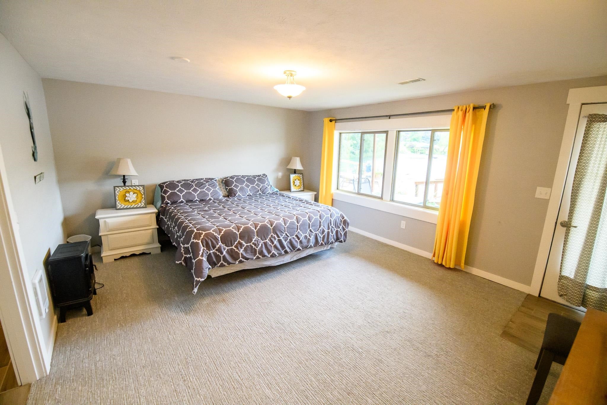 Meadow Grove, Nebraska, 68752, United States, 3 Bedrooms Bedrooms, ,4 BathroomsBathrooms,Residential,Active,1990640