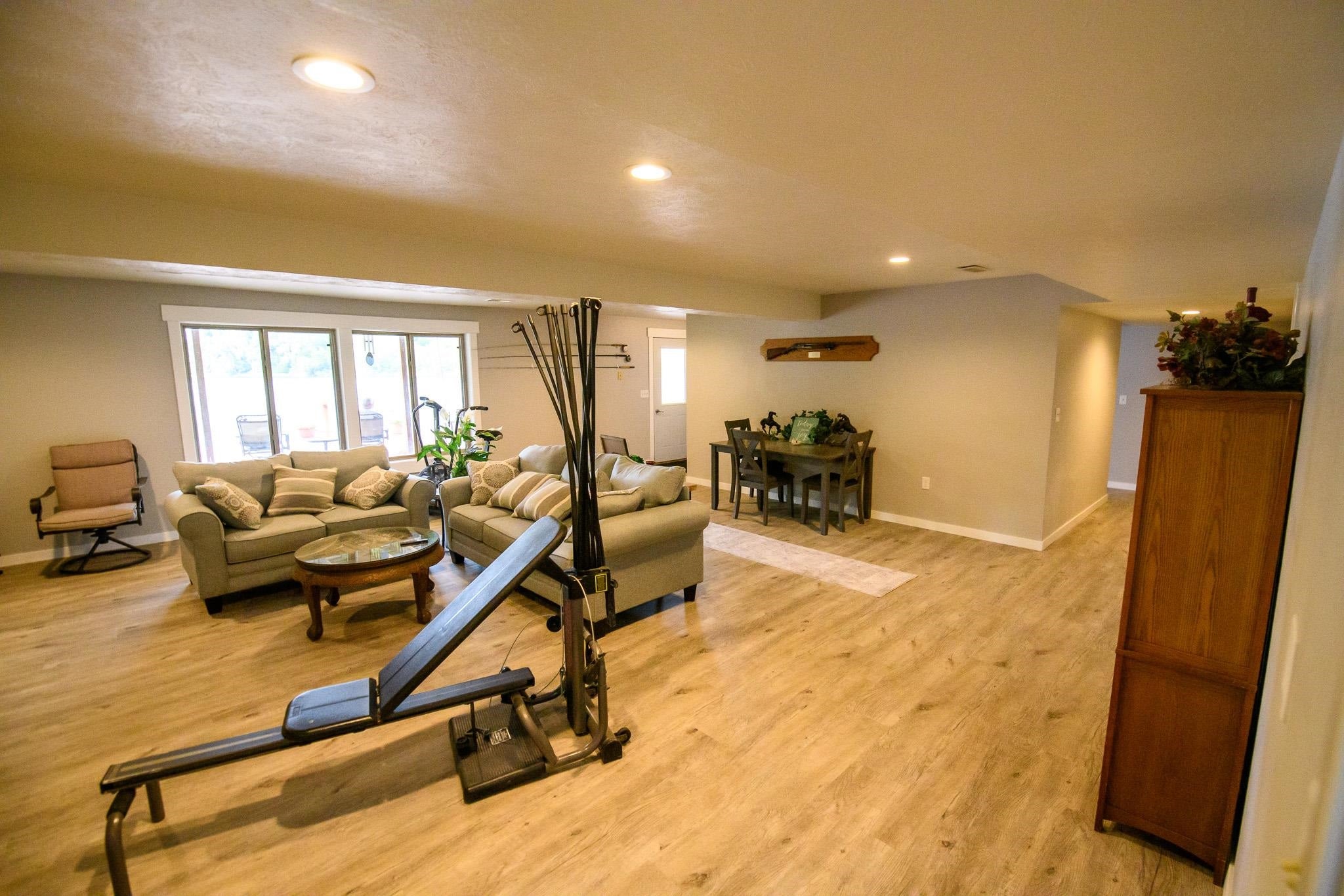 Meadow Grove, Nebraska, 68752, United States, 3 Bedrooms Bedrooms, ,4 BathroomsBathrooms,Residential,Active,1990640