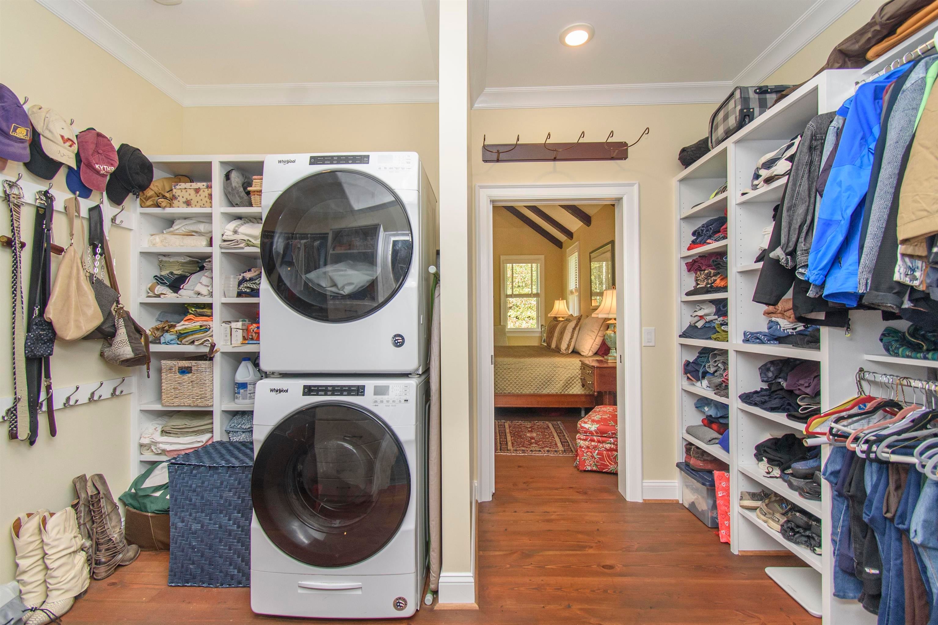 Catawba, Virginia, 24070, United States, 3 Bedrooms Bedrooms, ,3 BathroomsBathrooms,Residential,Active,1954410