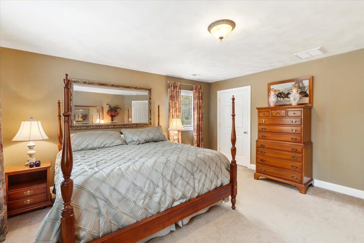 Blacksburg, Virginia, 24060, United States, 4 Bedrooms Bedrooms, ,4 BathroomsBathrooms,Residential,Active,1972134