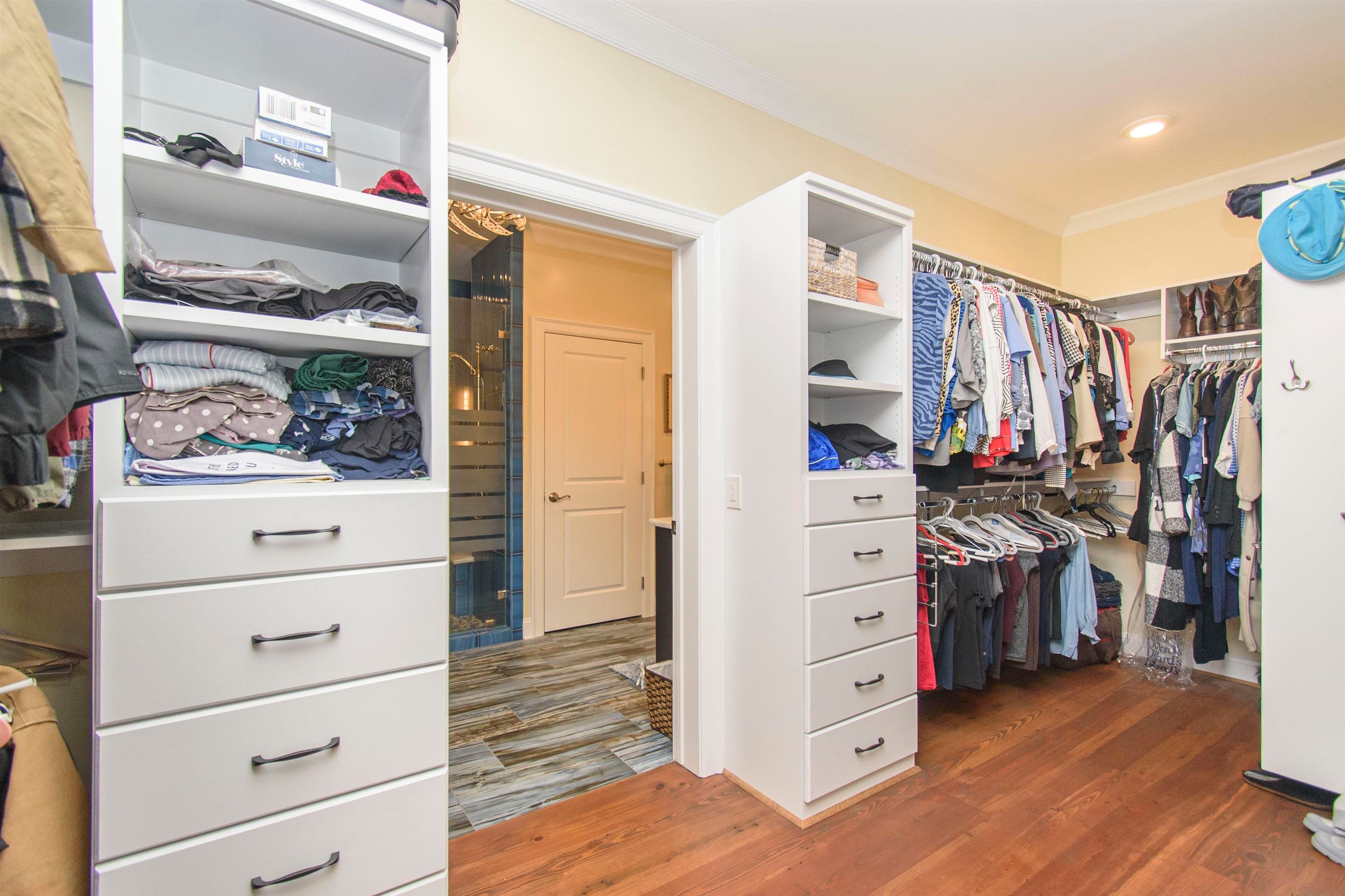 Catawba, Virginia, 24070, United States, 3 Bedrooms Bedrooms, ,3 BathroomsBathrooms,Residential,Active,1954410