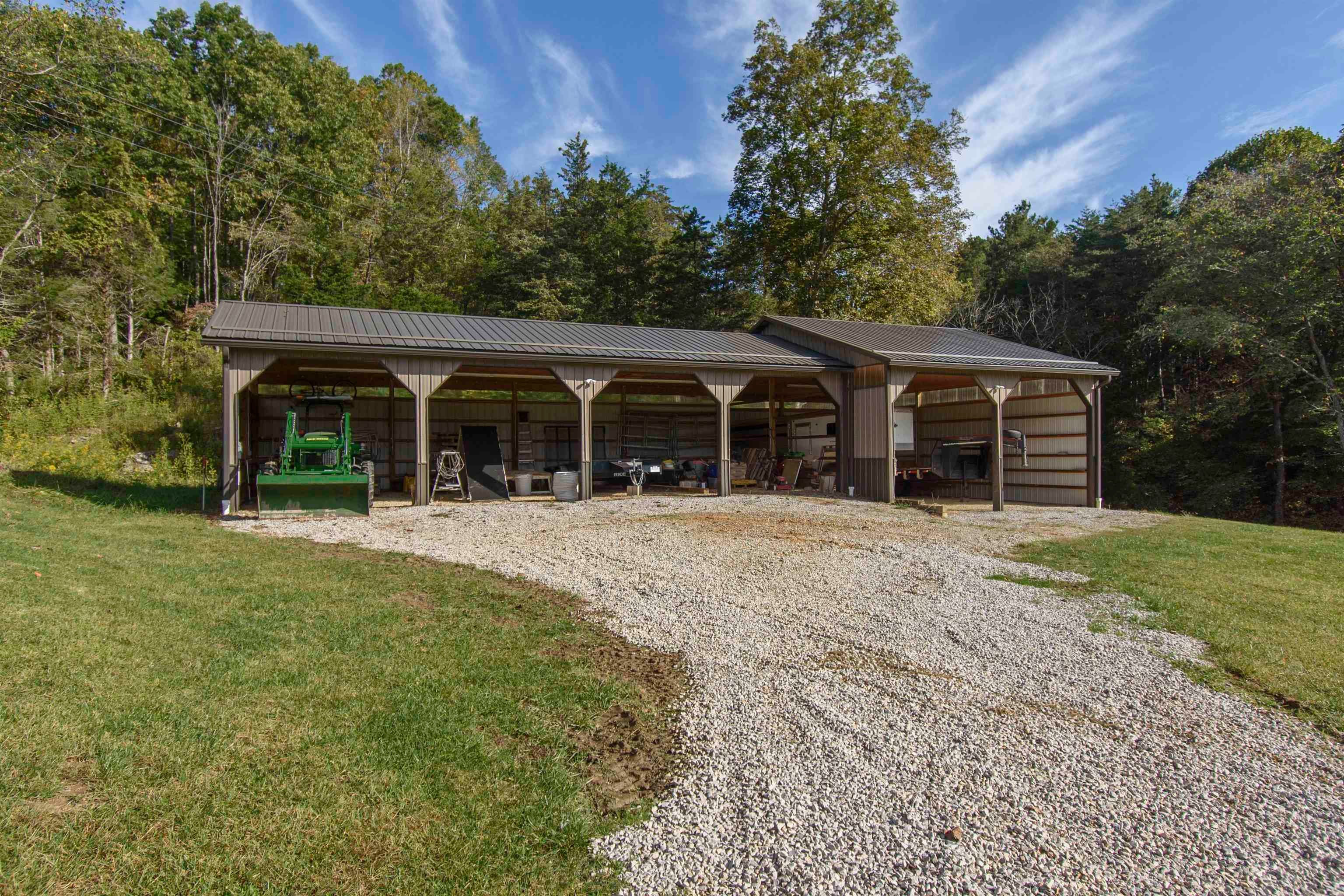 Catawba, Virginia, 24070, United States, 3 Bedrooms Bedrooms, ,3 BathroomsBathrooms,Residential,Active,1954410