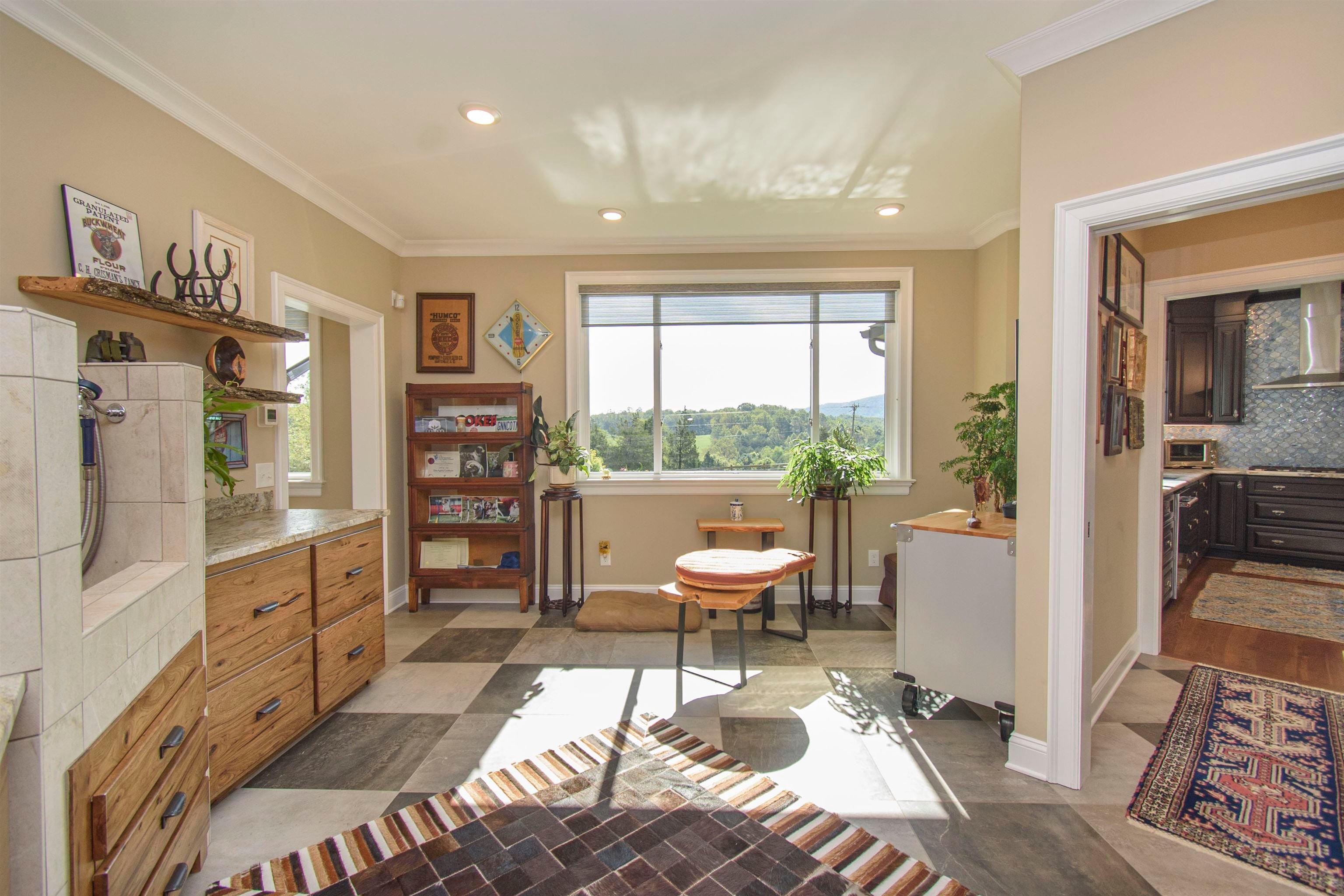 Catawba, Virginia, 24070, United States, 3 Bedrooms Bedrooms, ,3 BathroomsBathrooms,Residential,Active,1954410