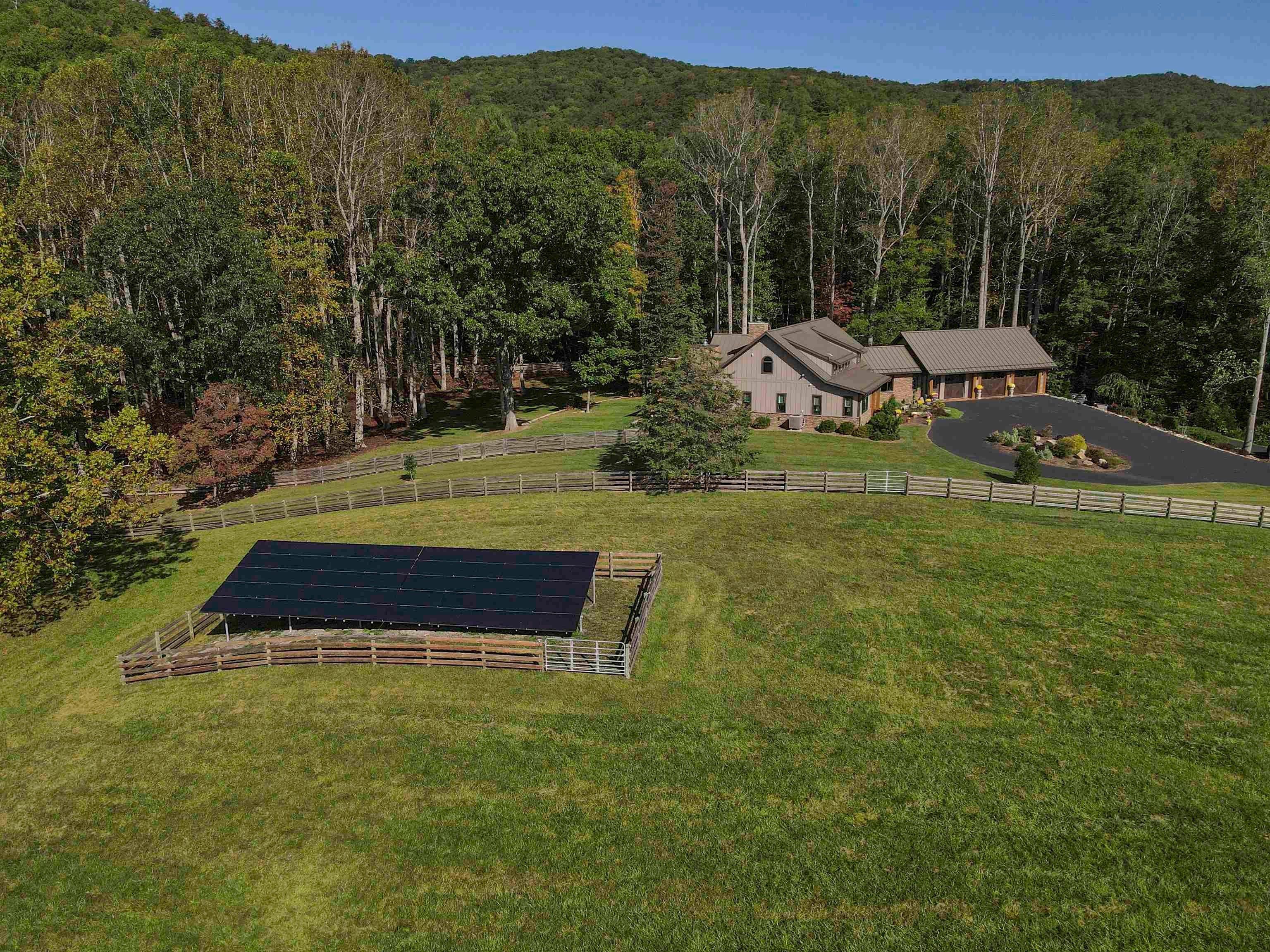 Catawba, Virginia, 24070, United States, 3 Bedrooms Bedrooms, ,3 BathroomsBathrooms,Residential,Active,1954410