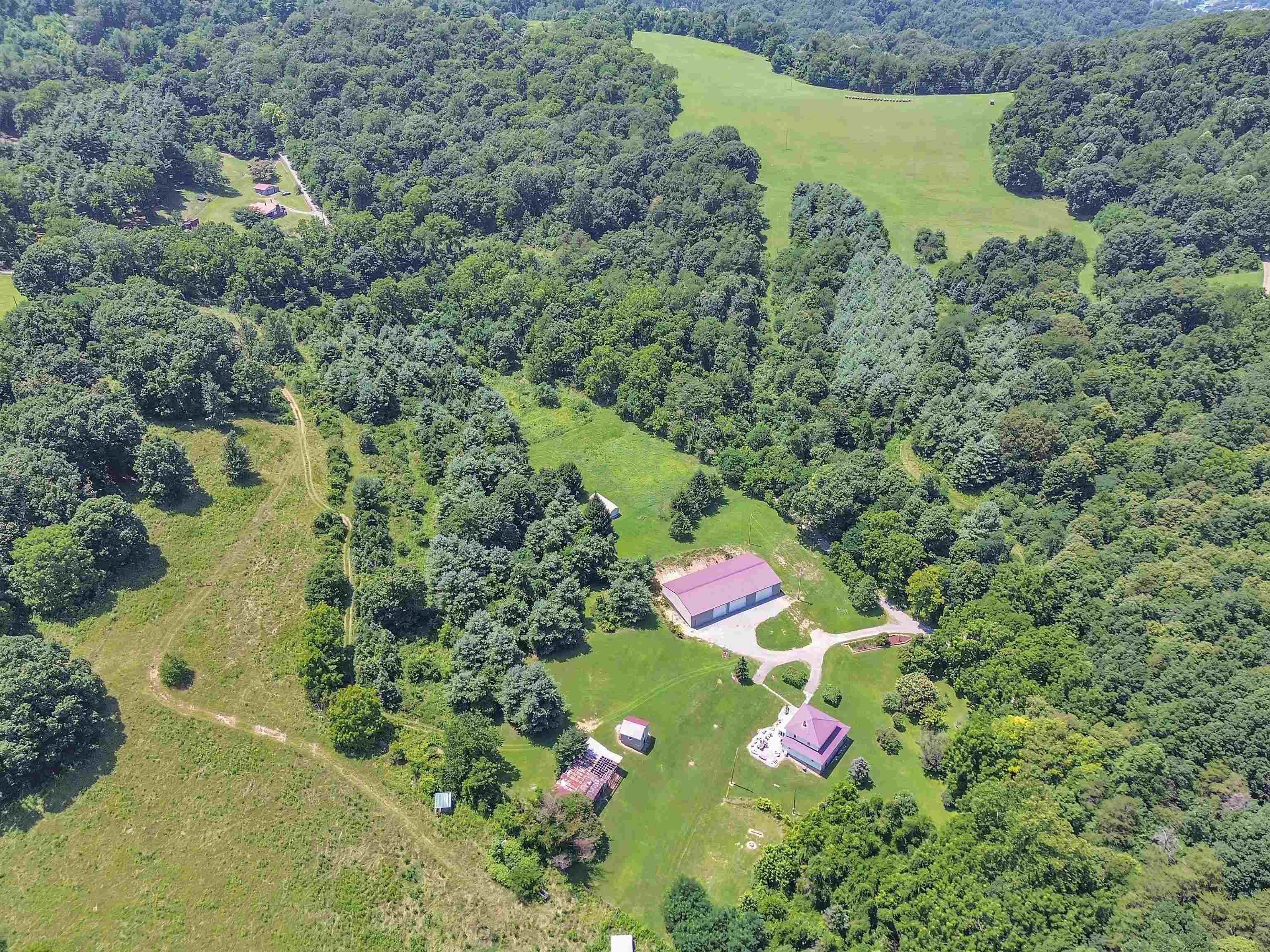 Narrows, Virginia, 24124, United States, 5 Bedrooms Bedrooms, ,2 BathroomsBathrooms,Residential,Active,1933877