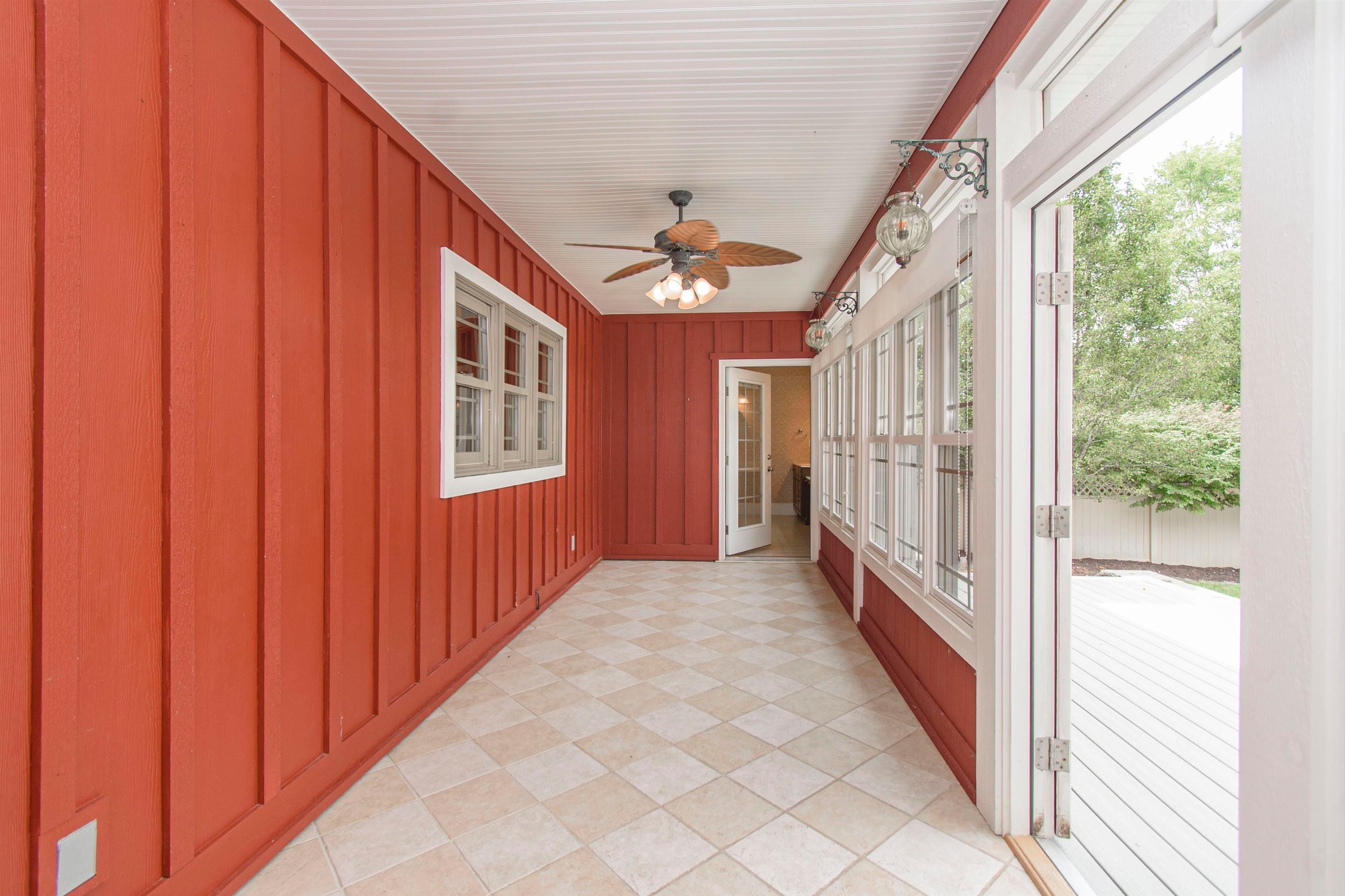 Catawba, Virginia, 24070, United States, 7 Bedrooms Bedrooms, ,6 BathroomsBathrooms,Residential,Active,1945210