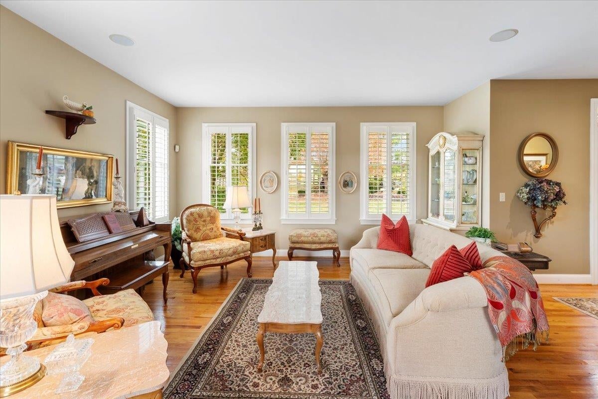 Blacksburg, Virginia, 24060, United States, 4 Bedrooms Bedrooms, ,4 BathroomsBathrooms,Residential,Active,1972134