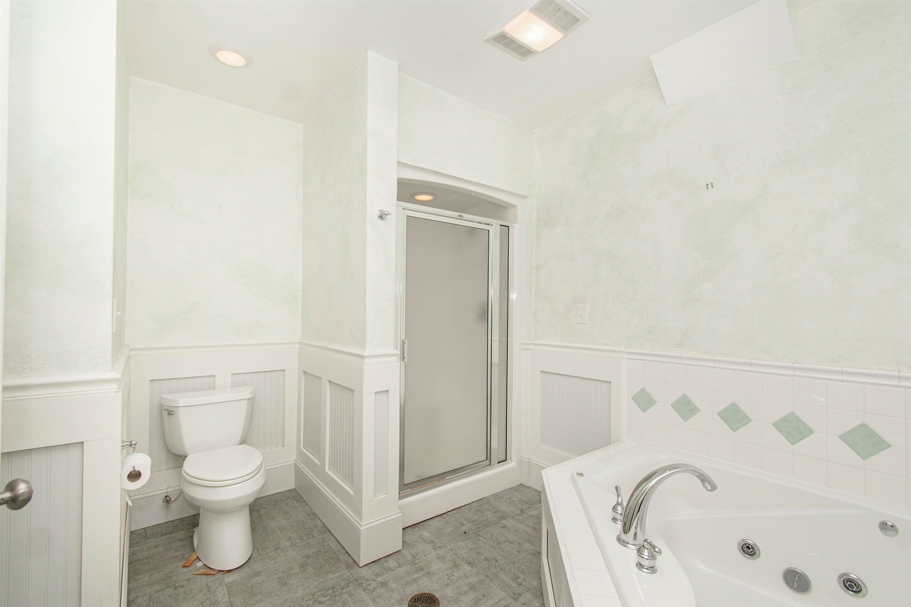 Catawba, Virginia, 24070, United States, 7 Bedrooms Bedrooms, ,6 BathroomsBathrooms,Residential,Active,1945210