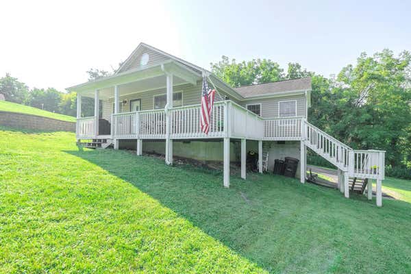 2135 5TH ST, RADFORD, VA 24141, photo 3 of 22