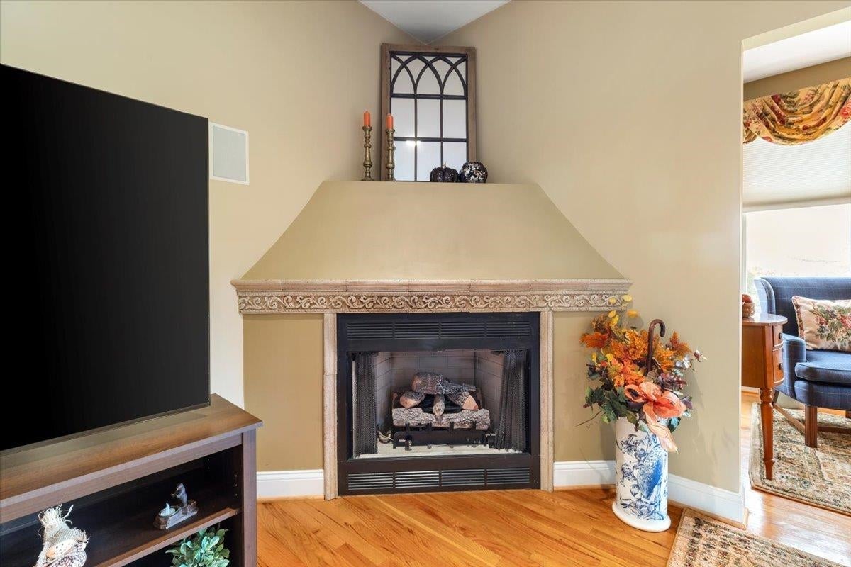 Blacksburg, Virginia, 24060, United States, 4 Bedrooms Bedrooms, ,4 BathroomsBathrooms,Residential,Active,1972134