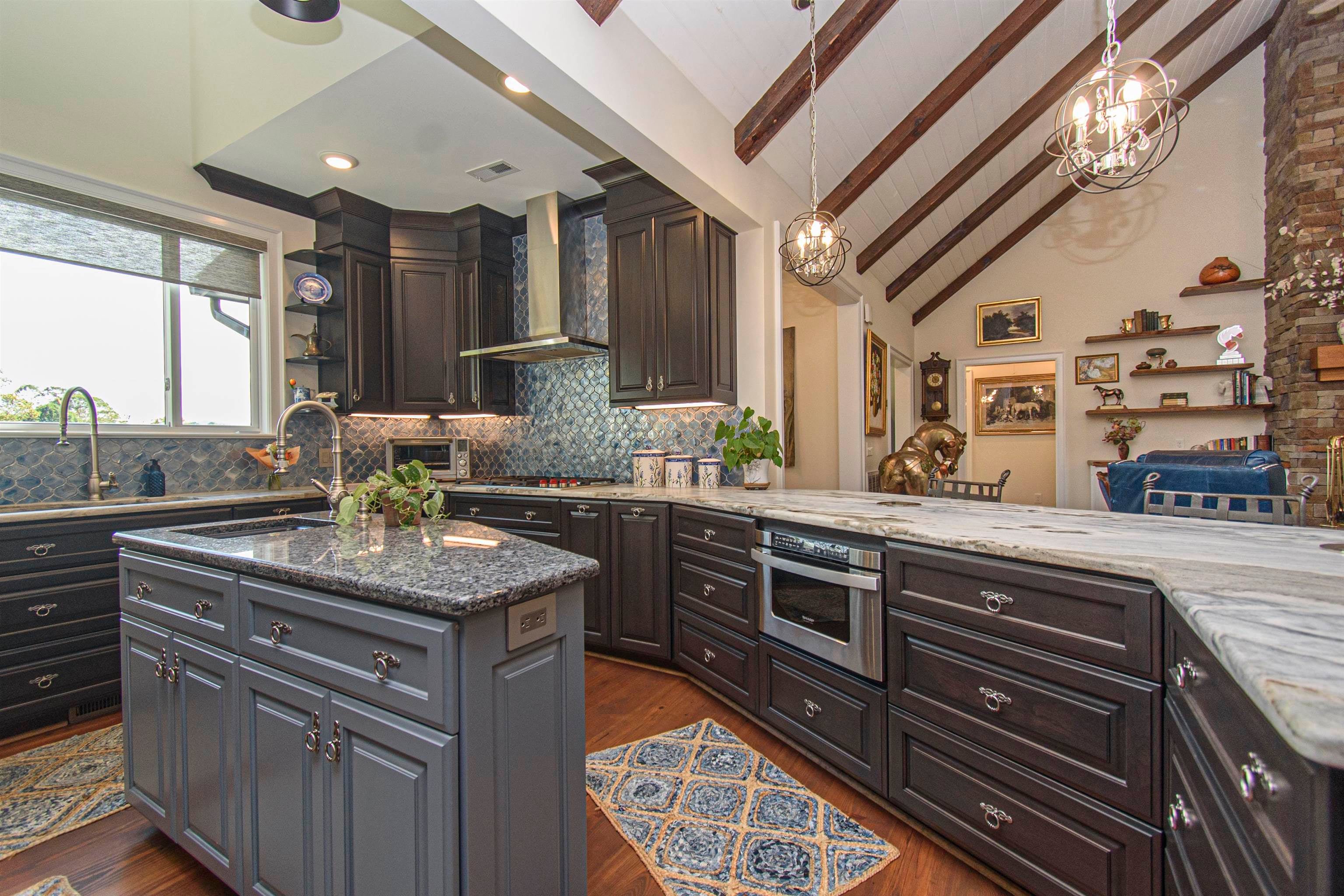 Catawba, Virginia, 24070, United States, 3 Bedrooms Bedrooms, ,3 BathroomsBathrooms,Residential,Active,1954410