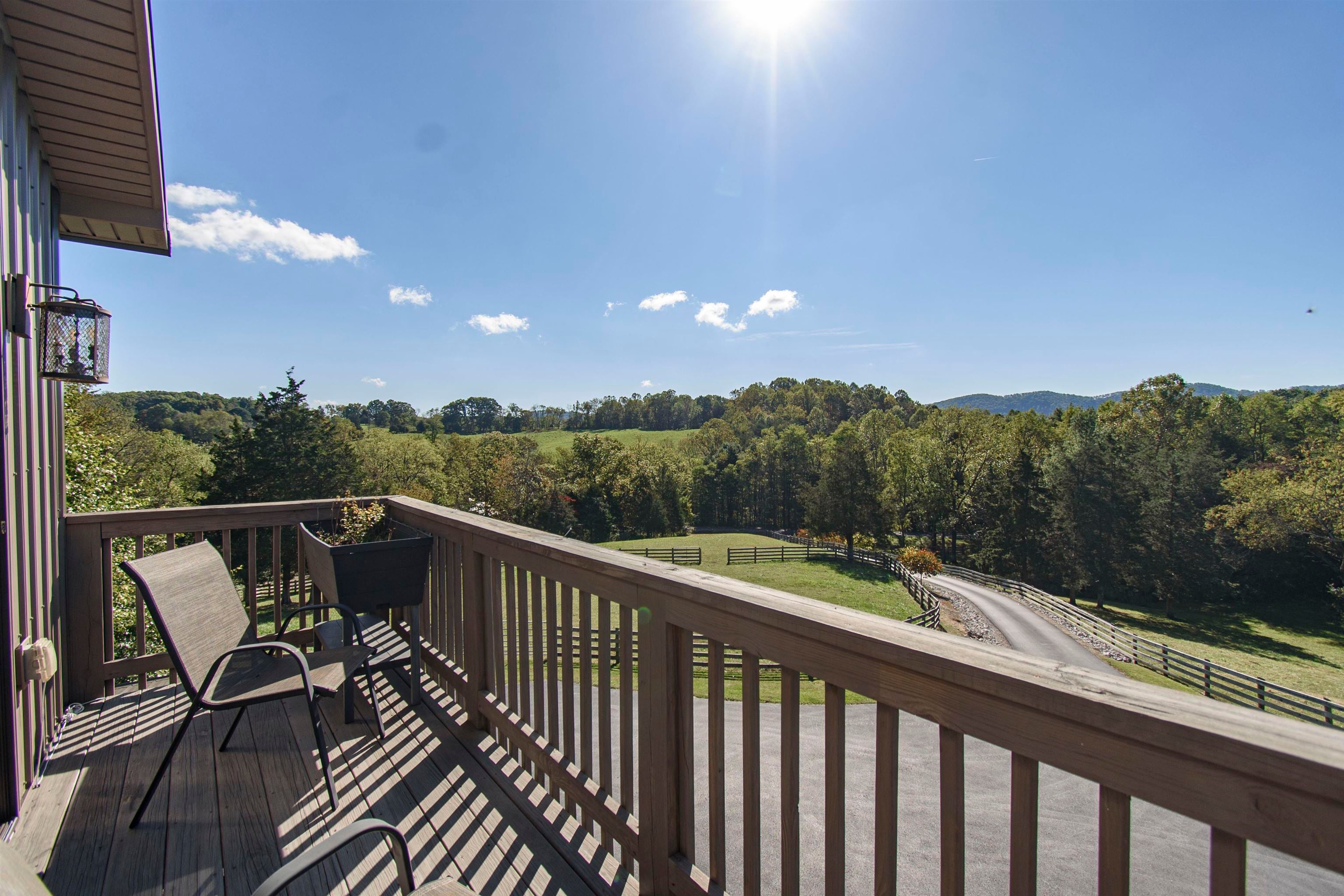 Catawba, Virginia, 24070, United States, 3 Bedrooms Bedrooms, ,3 BathroomsBathrooms,Residential,Active,1954410