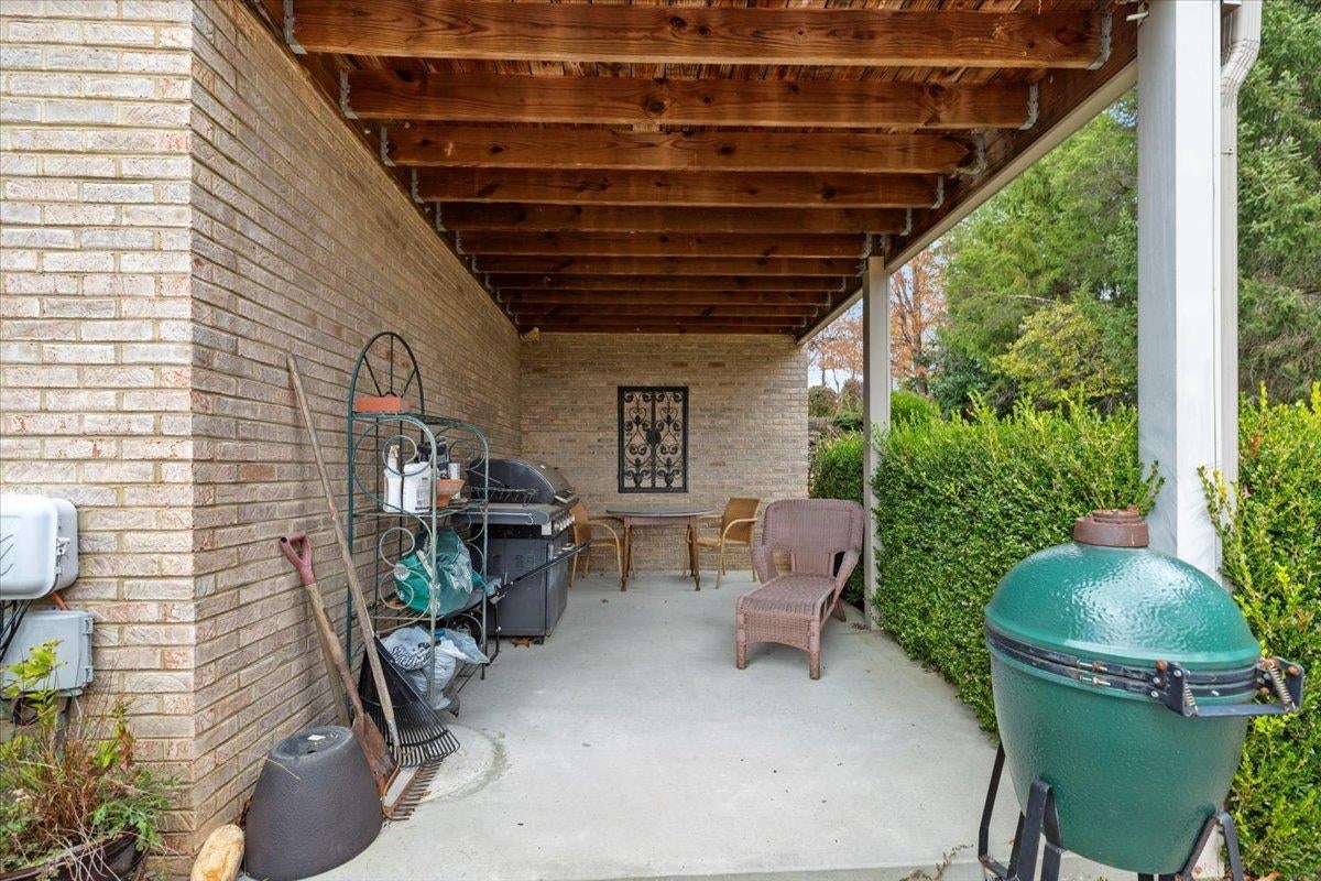 Blacksburg, Virginia, 24060, United States, 4 Bedrooms Bedrooms, ,4 BathroomsBathrooms,Residential,Active,1972134