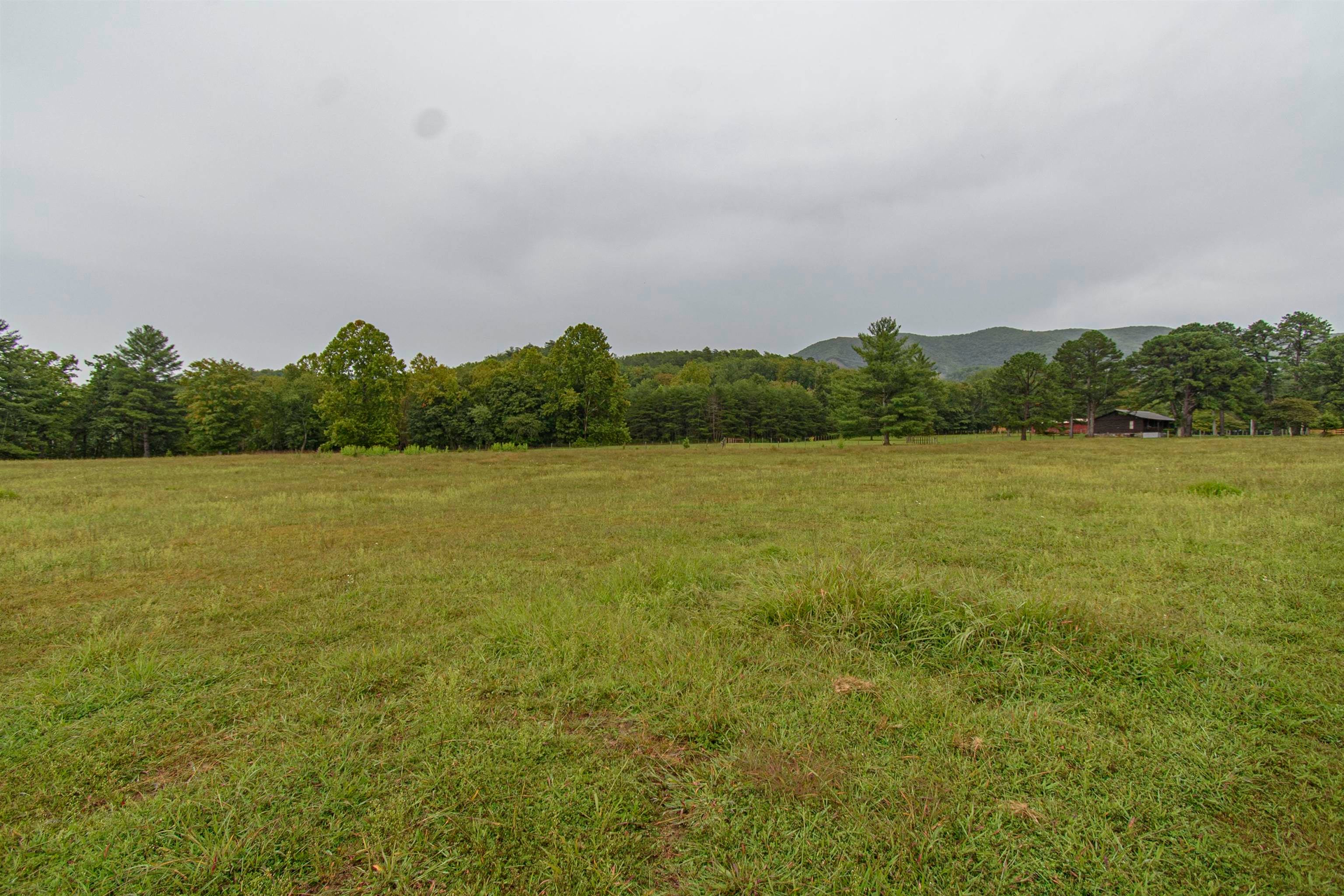 Catawba, Virginia, 24070, United States, 7 Bedrooms Bedrooms, ,6 BathroomsBathrooms,Residential,Active,1945210