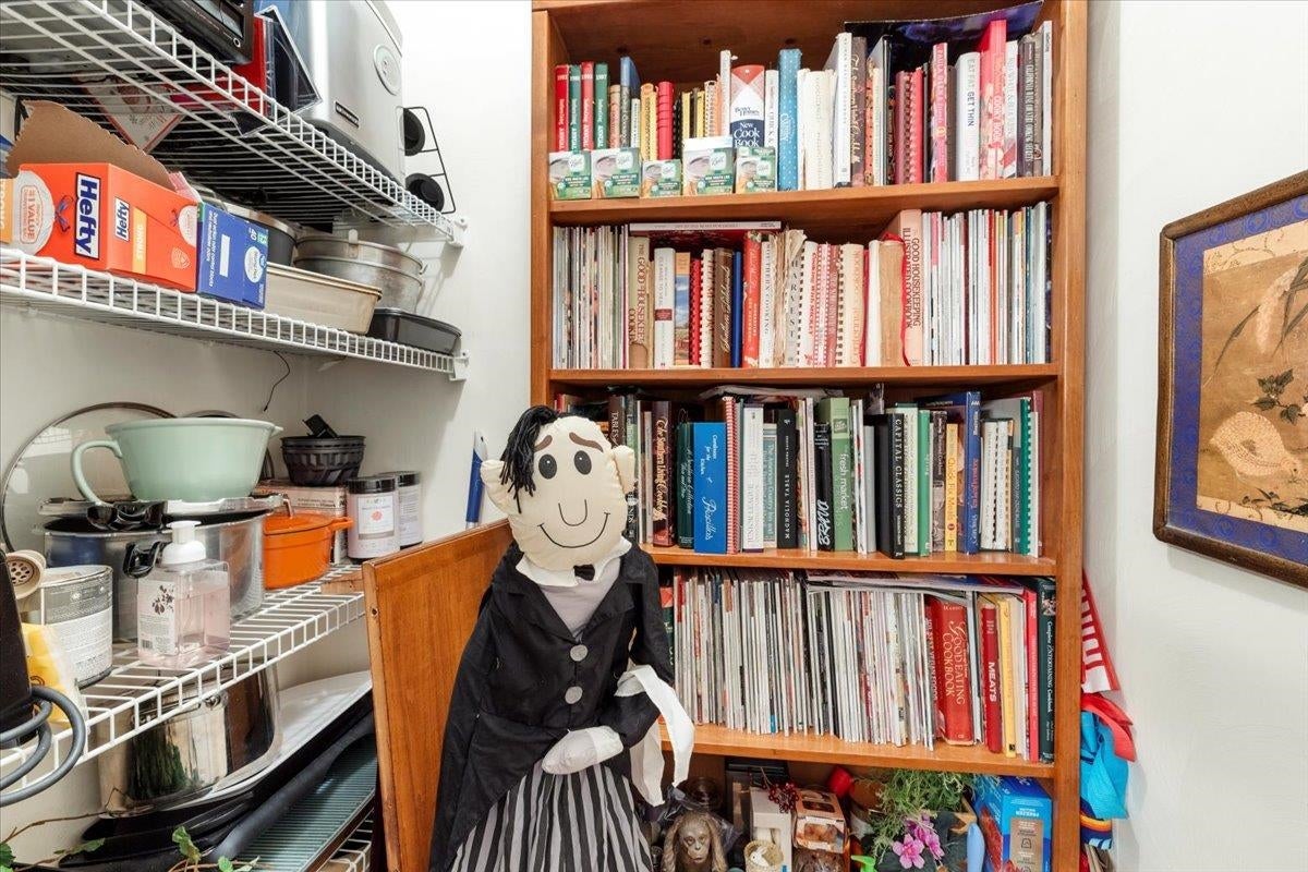 Blacksburg, Virginia, 24060, United States, 4 Bedrooms Bedrooms, ,4 BathroomsBathrooms,Residential,Active,1972134