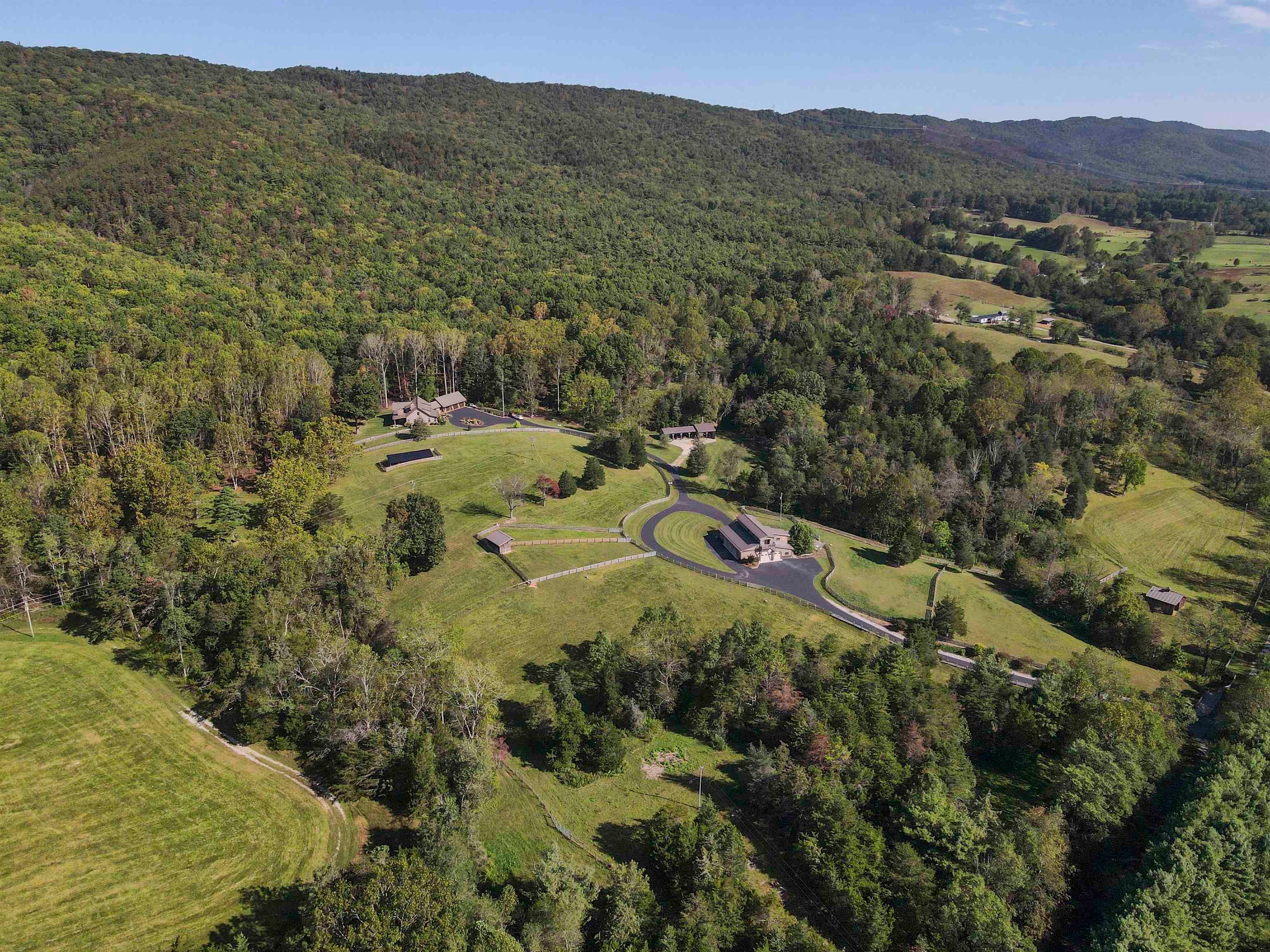 Catawba, Virginia, 24070, United States, 3 Bedrooms Bedrooms, ,3 BathroomsBathrooms,Residential,Active,1954410